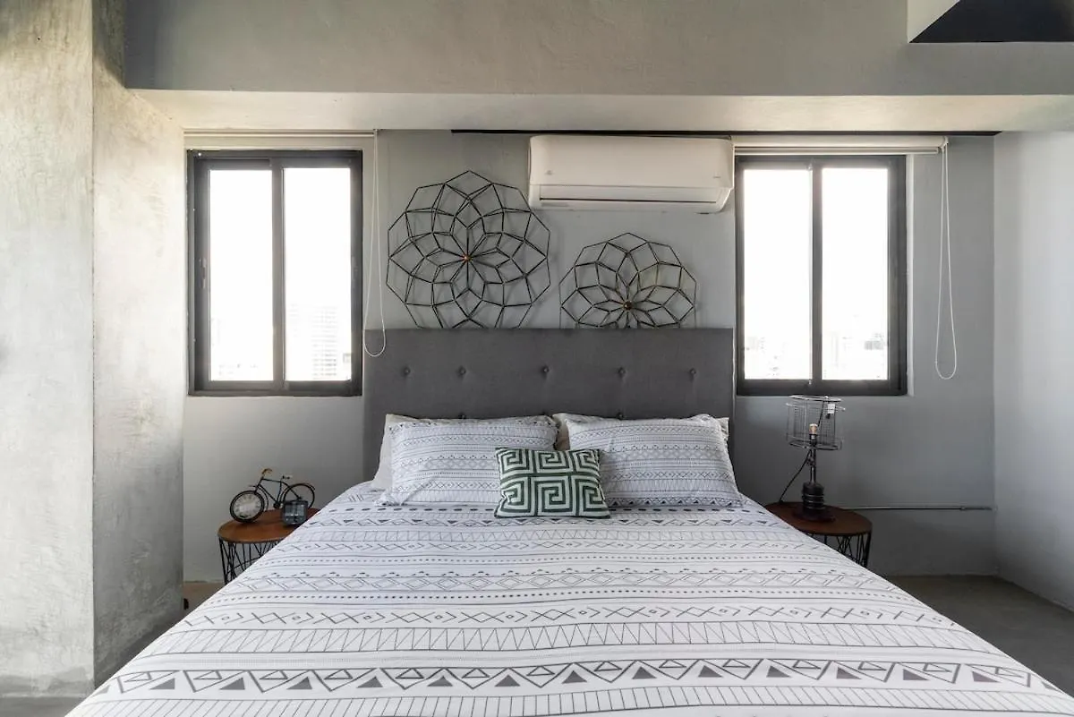 Ph Loft, 3Floors,Private Jacuzzi N Terrace,Kingbed Apartment Santo Domingo